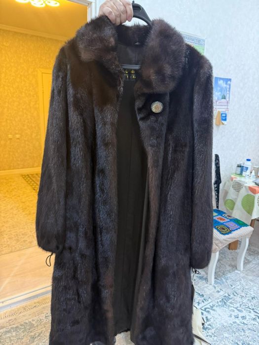 Шуба сатылады.,’