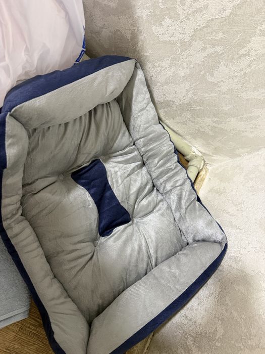 Продам лежанку для собак или кошек