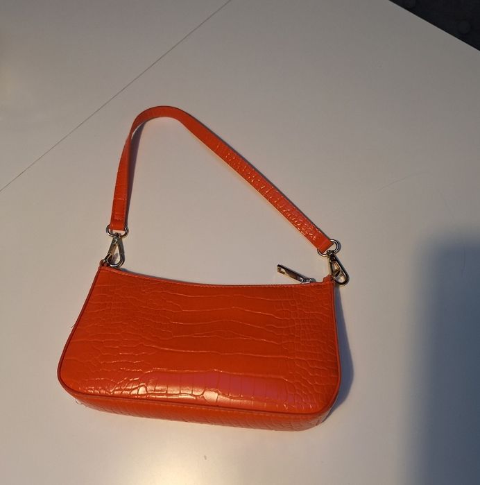 Дамска чанта 5лв