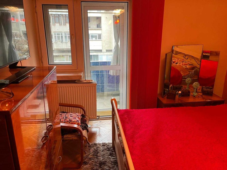 APARTAMENT ULTRACENTRAL - 3 camere, decomandat