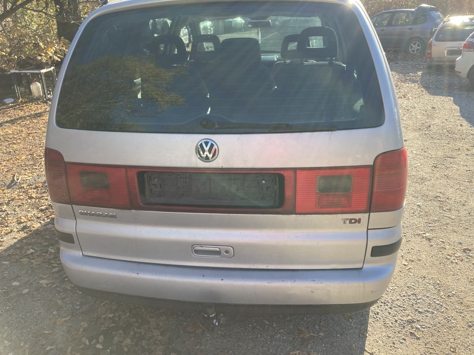 Фолсваген шаран 1.9 TDI на части