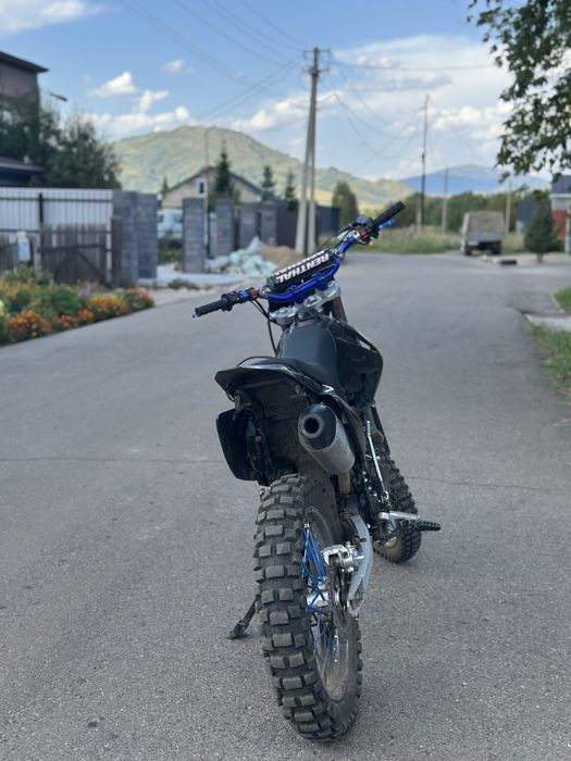 Мотоцикл эндуро 06