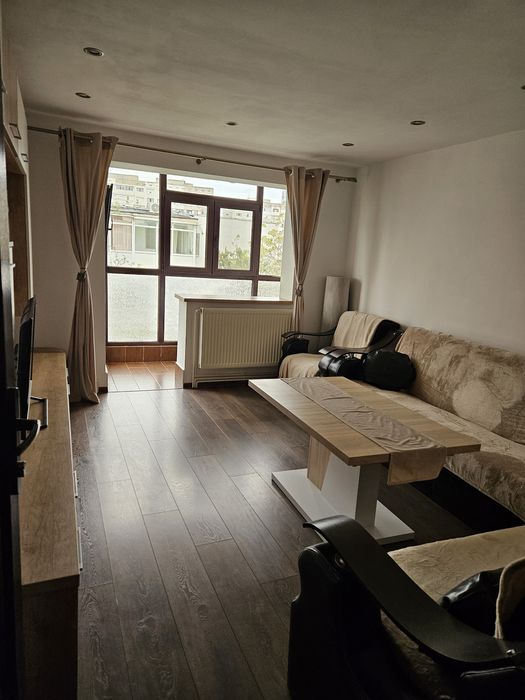 Proprietar închiriez apartament cu 2 camere