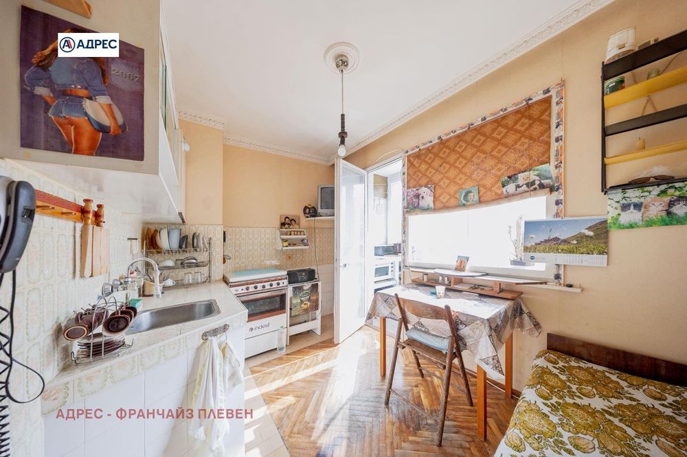 Продава се Двустаен апартамент в Плевен, Дружба 3 - 57 кв.м за 671 €/кв.м - Снимка #3