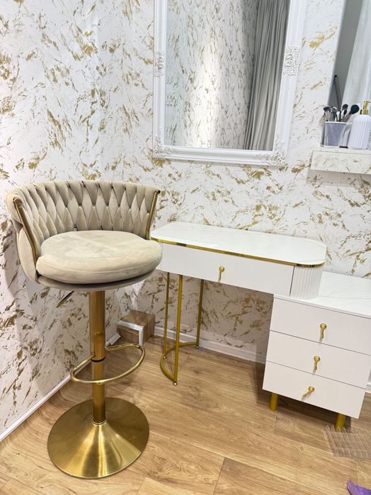 Masa make up mobatelier noua colecție