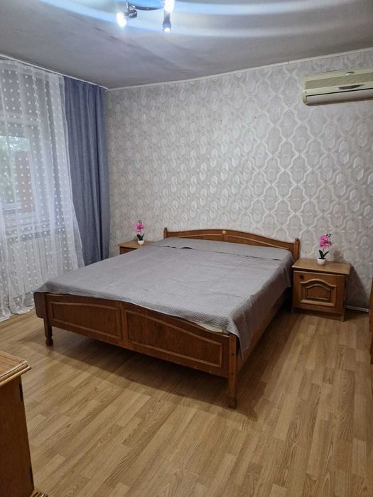 Inchiriez apartament 3 camere Traian