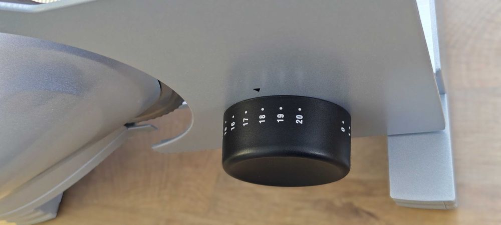 Електрическа резачка за храна Bestron AFS9018S - Колбасорезачка