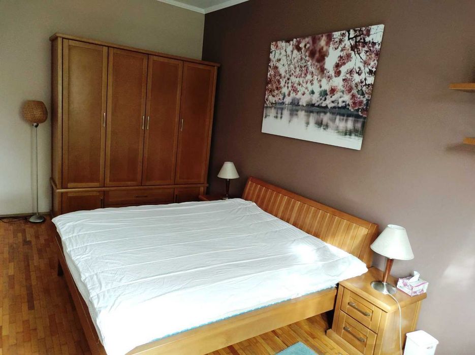 Дава се под наем Двустаен апартамент в София, Лозенец - 77 кв.м за 530 € - Снимка #2