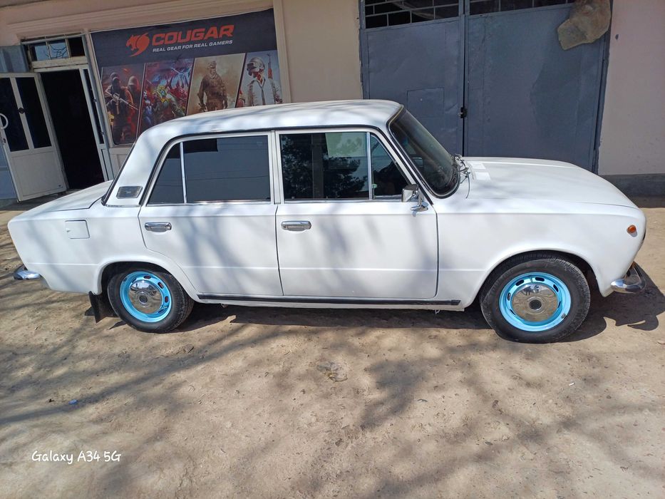 жигули 21011 паук