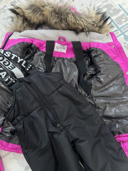 Продам зимний комбез на девочку