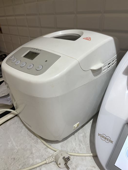 хлебопечка фирма:KENWOOD