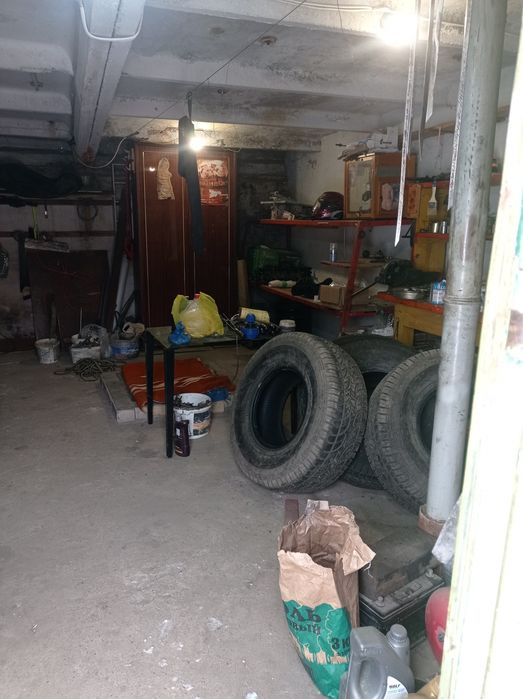 Продается  гараж