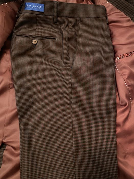 Костюм мужской