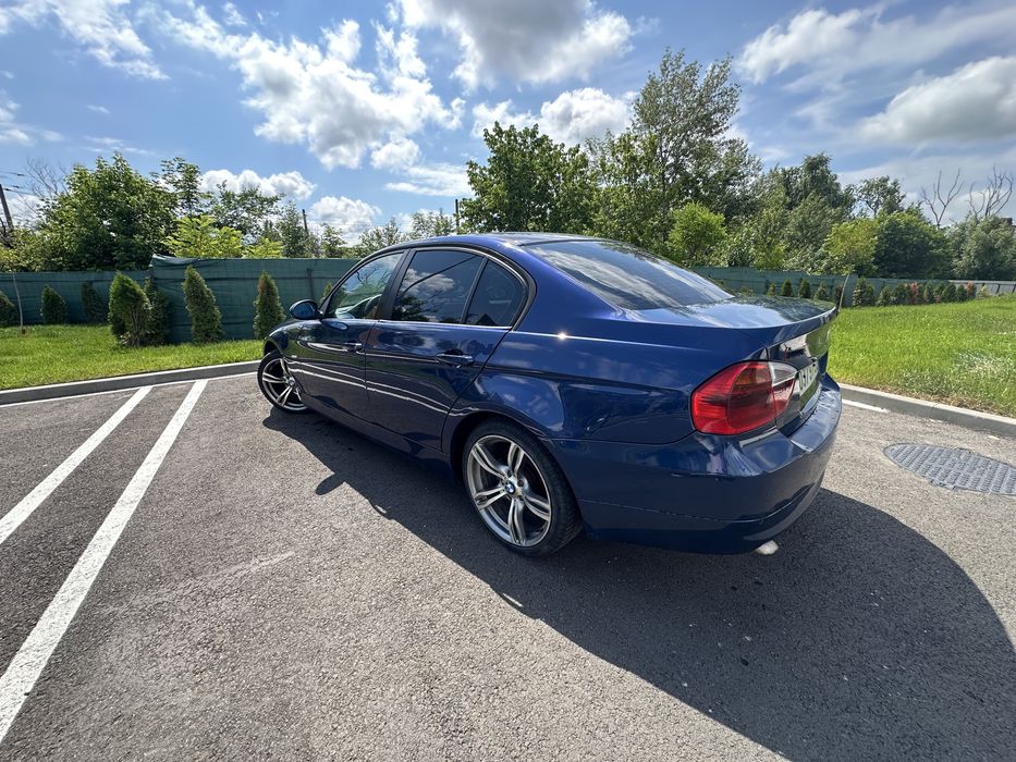 BMW 318 E90 2007