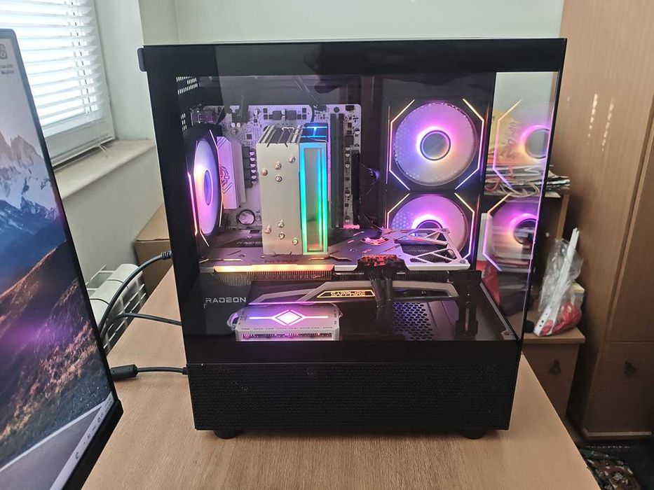Геймърски компютър, Ryzen 5600x, Rx 6700XT, 32gb Ram, 1tb nvme, 650W