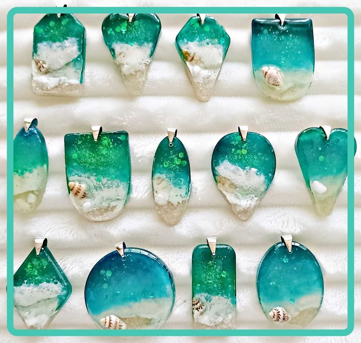 Уникални 3D морски колиета - ръчна изработка - епоксидна смола - море