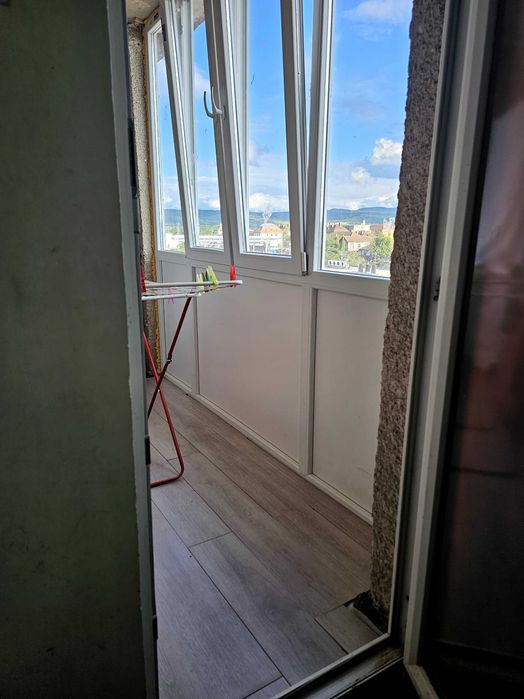 Apartament 3 camere ultracentral zona Profi Simeria