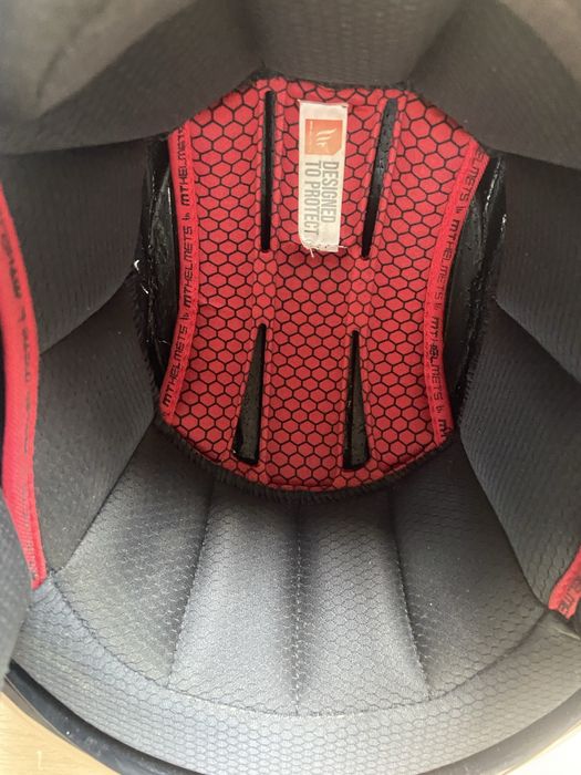 Мото каска MT Thunder 4 Ergo E17 Gloss