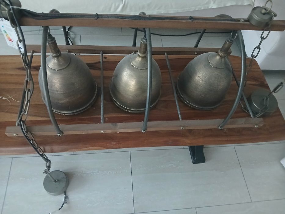 Candelabru dimensiuni mari, nou, cu eticheta.