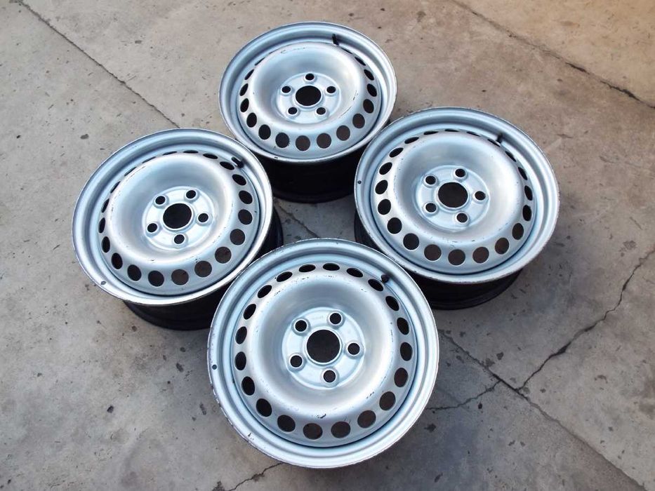 vand 4 janta tabla 16" pentru vw transporter t5 si t6 pret 600 ron
