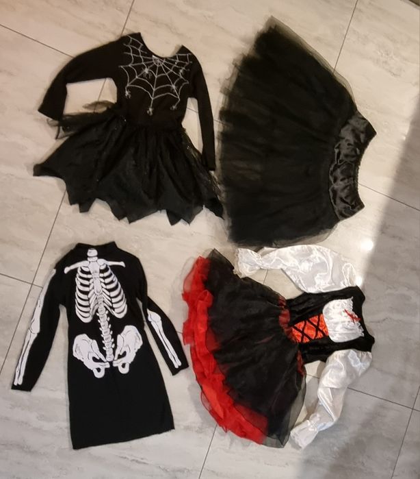 Recuzita uniforme carnaval si accesorii