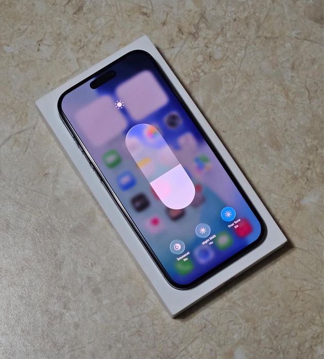 iPhone 16 Pro Max 256 gb la cutie ca nou