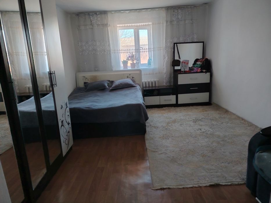 Уй сатылады.Отарбекова 68.2