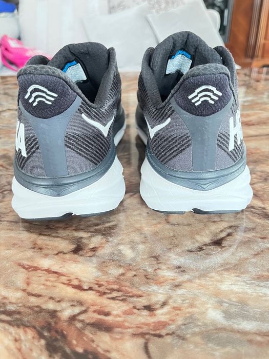Hoka Clifton 9 marimea 45 1/3