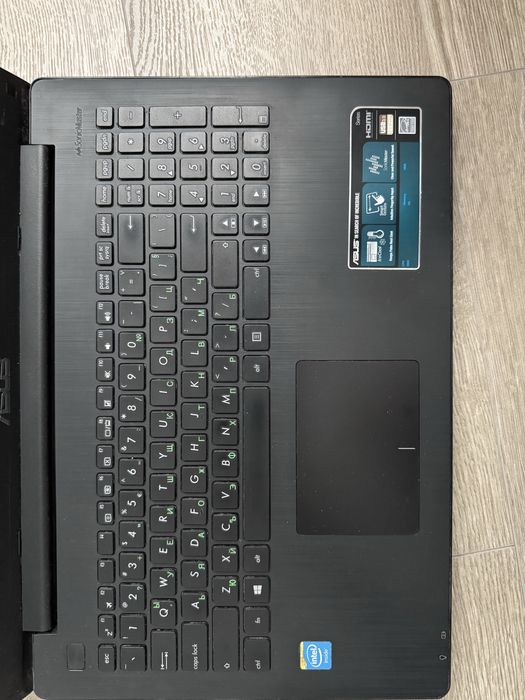 Лаптоп Asus x553ma