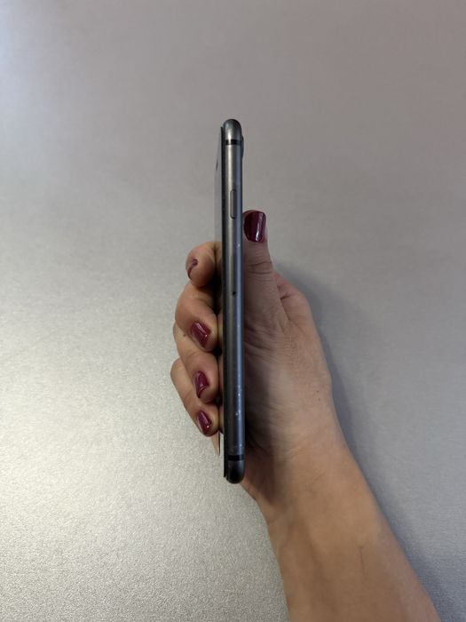 iPhone 8, 64 GB Space Gray
