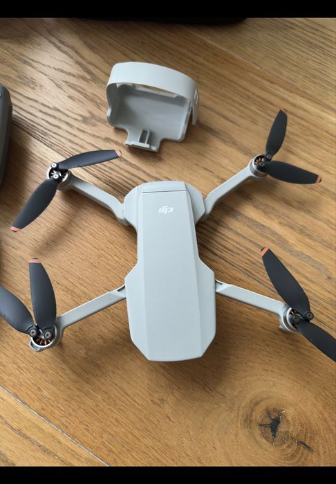 Dji Mini 2 SE Fly More Combo