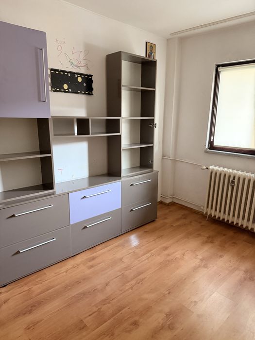De vanzare apartament 2 camere sector3