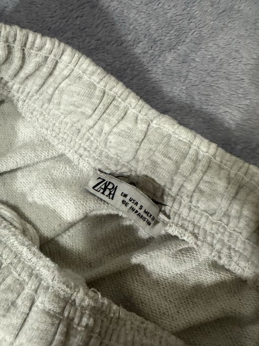 Zara анцуг сив цвят