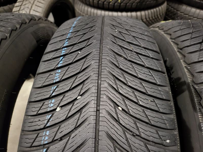 255/70/18 MICHELIN 4бр