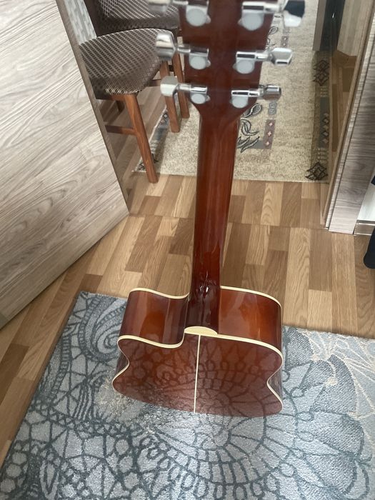 Гитара Adagio.