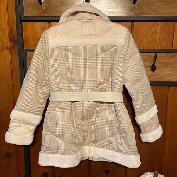 RIVER ISLAND jacheta dama, noua, crem