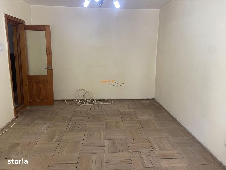 Apartament 2 camere in Focsani , cartier Sud , et 1 4 , 54 mp , liber — fotografia 1