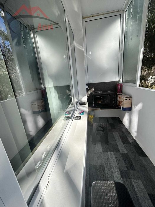 Продава се Тристаен апартамент в Велико Търново, Чолаковци - 72 кв.м за 786 €/кв.м - Снимка #2