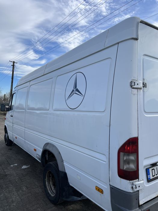 Mercedes Sprinter 413 axă dublă, ITP valabil 1 an zile