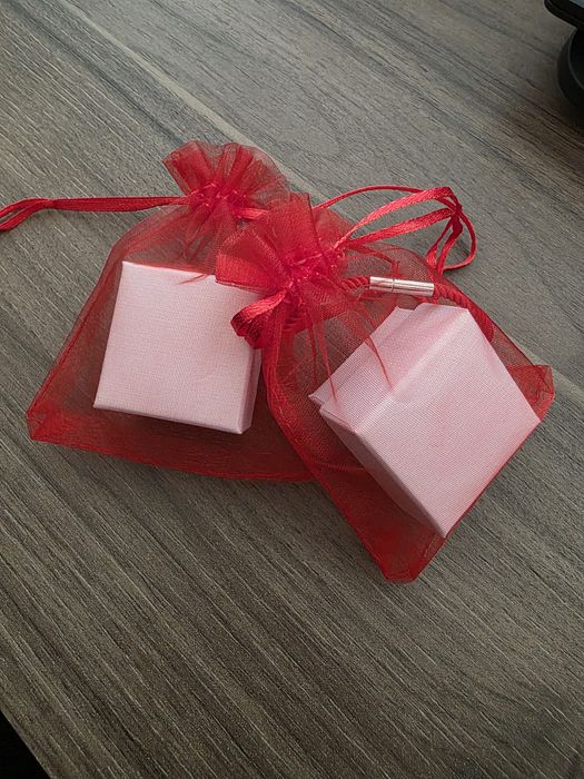 Лот - ребърна гривна и 2 чифта обеци