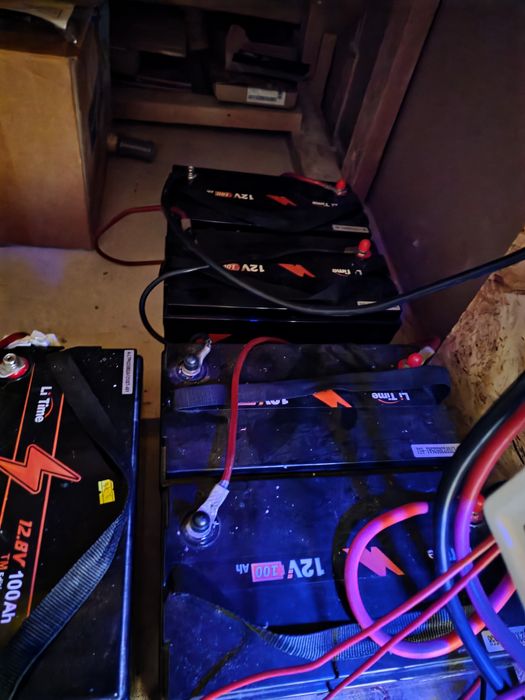 Vand 3 baterii (acumulatori) Li-Time 12v 100Ah