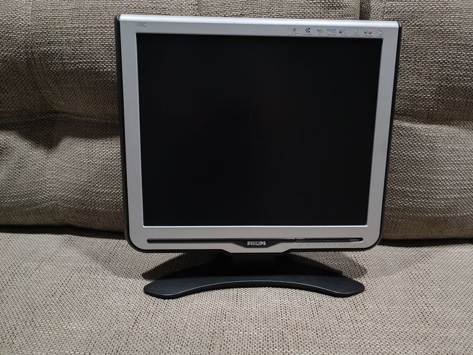 Монитор.   Philips