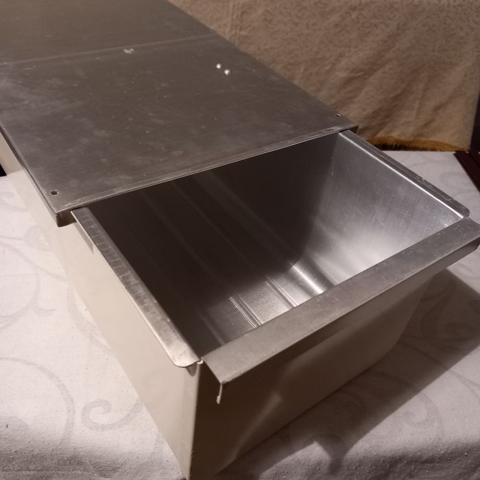 Контейнер для хлеба алюминиевый