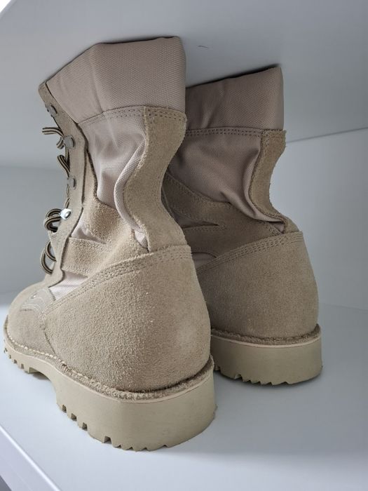 Bocanci militari vara