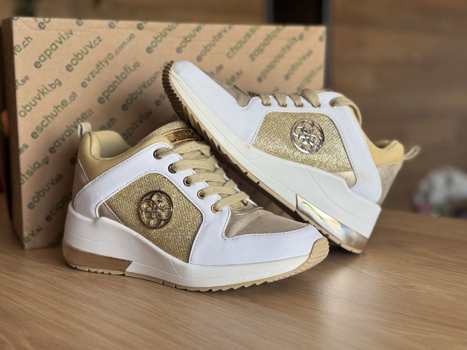 Дамски обувки Guess