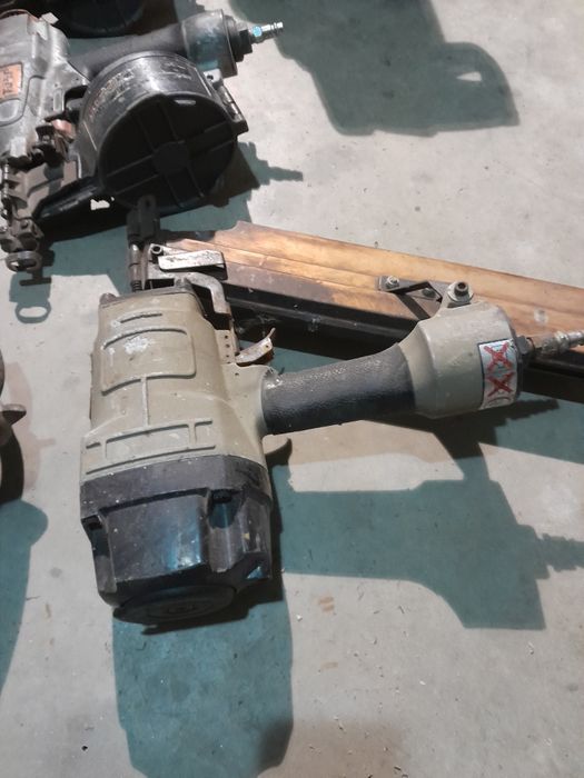 Прахосмукачка HILTI - VCU 40
Прахосмукачката работи добре 
На който не