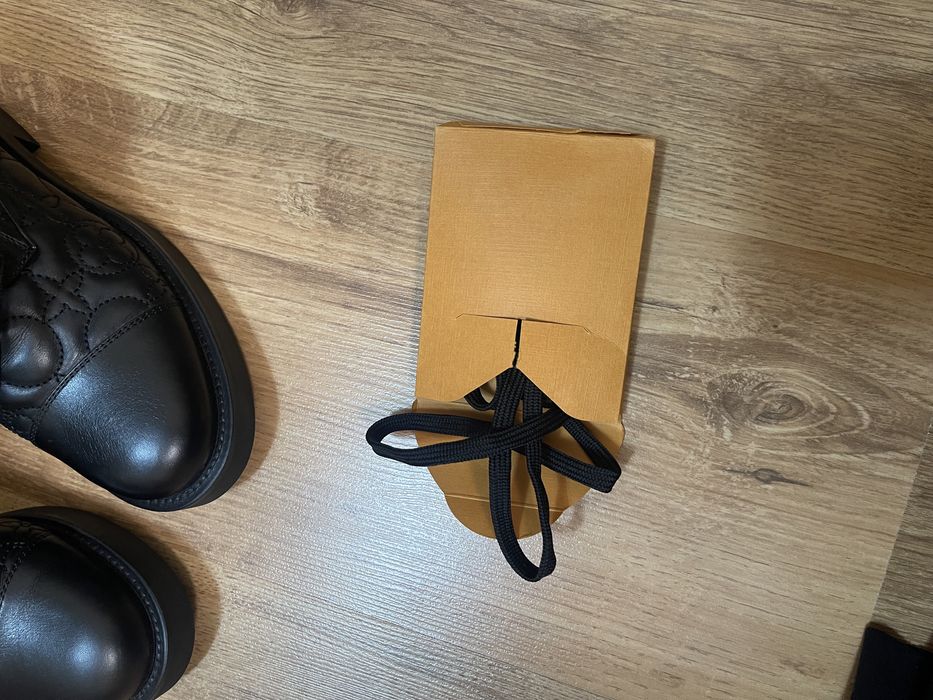 Продам оригинал сапоги, кожаные, бренд Louis Vuitton
