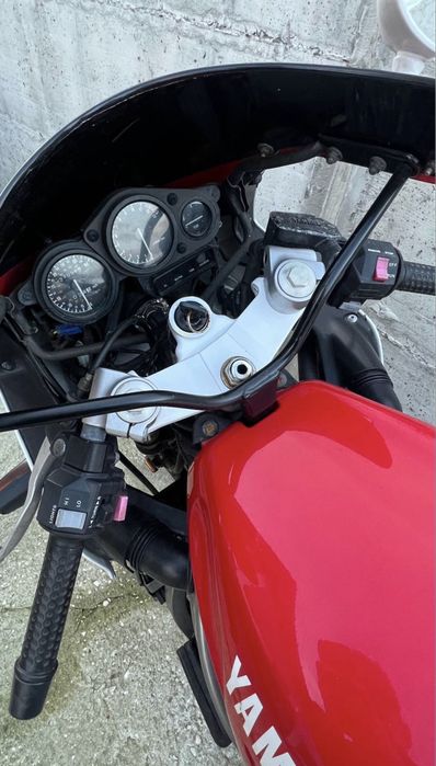 Yamaha FZR 600 Genesis