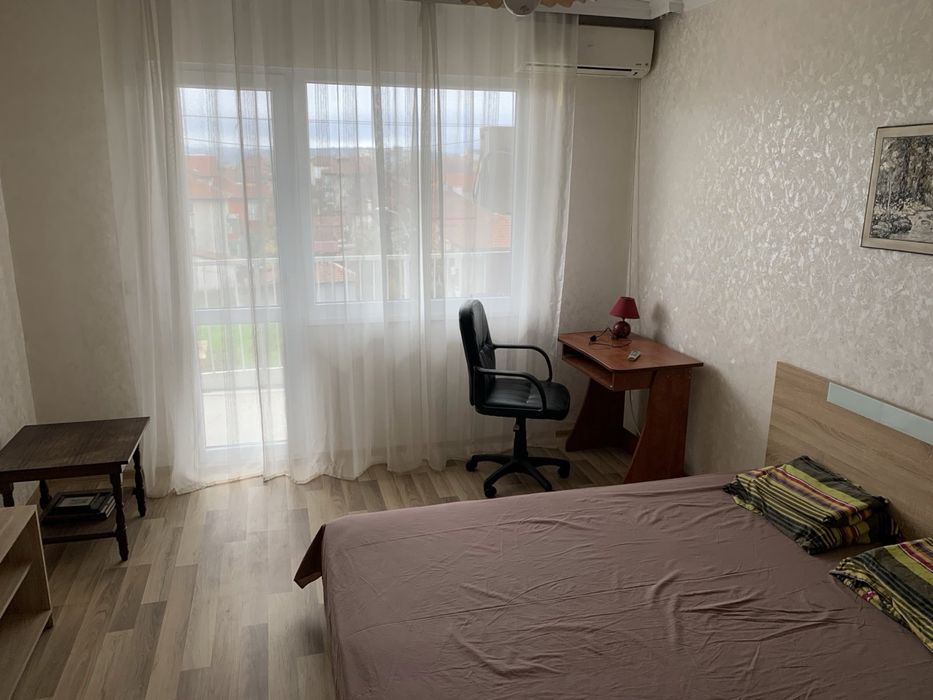 Дава се под наем Тристаен апартамент в Монтана, Промишлена зона - 85 кв.м за 306 € - Снимка #3