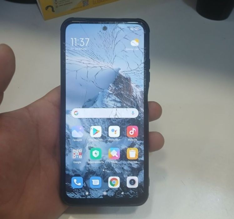 Продам телефон Redmi note 10 память 128гб